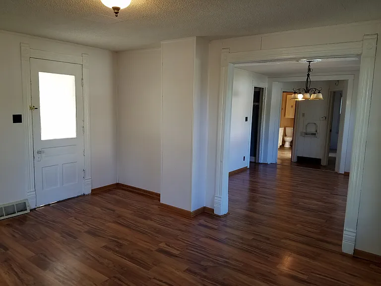 622 W 18th St — Photo 30