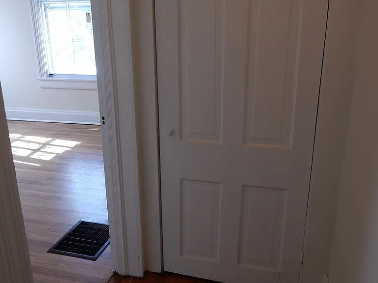 379 Walnut Ave SW — Photo 24
