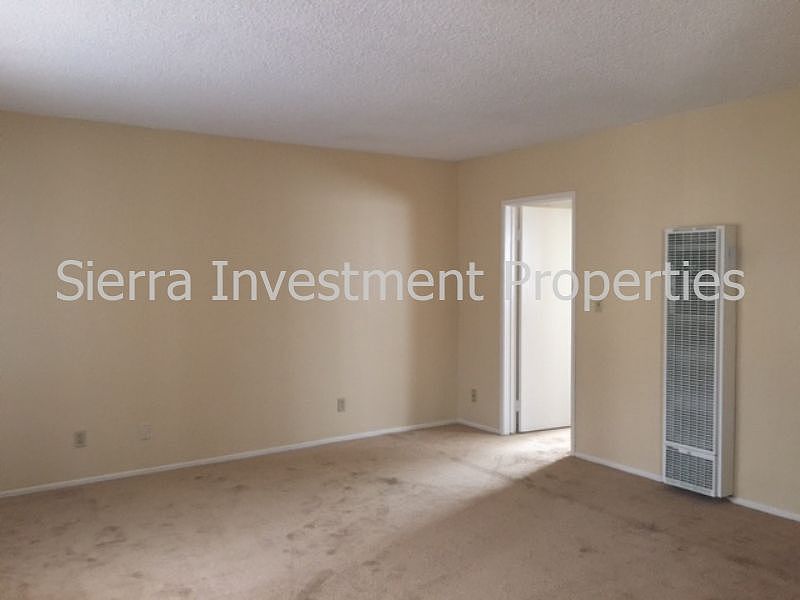 1st image of 437 W Glenoaks Blvd APT 7