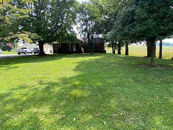 3rd image of 5540 Graham Ln
