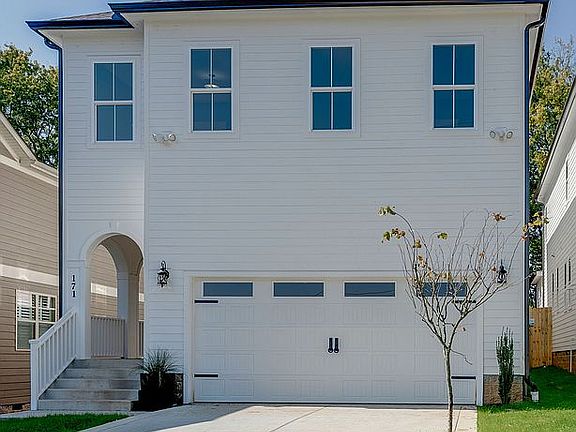 Stylish new construction!