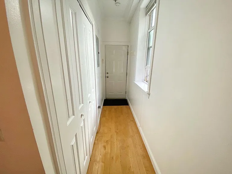 11 Sheafe St #12 — Photo 20