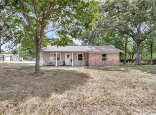 605 S Main St, Huntington, TX 75949