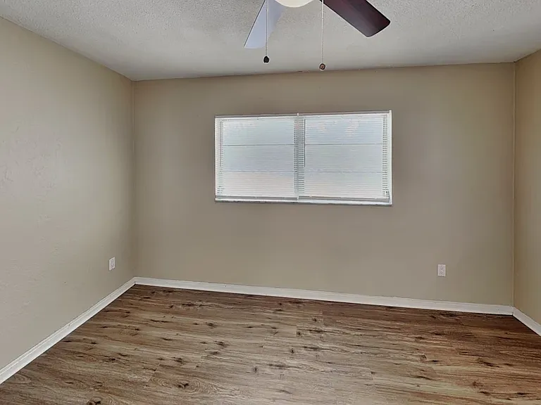 14185 Hetrick Cir S — Photo 4