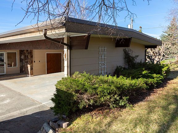 2nd image of 312 Crestview Rd