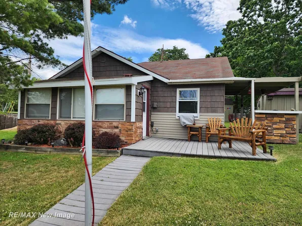 4170/4161 Bay View Dr, Beaverton, MI 48612