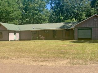 1002 Poplar Springs Rd, Hazlehurst, MS 39083