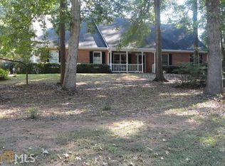 35 Sarah Ct, Covington, GA 30016