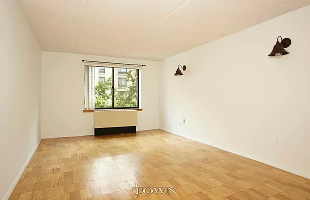 Sold by Town Residential | media 2