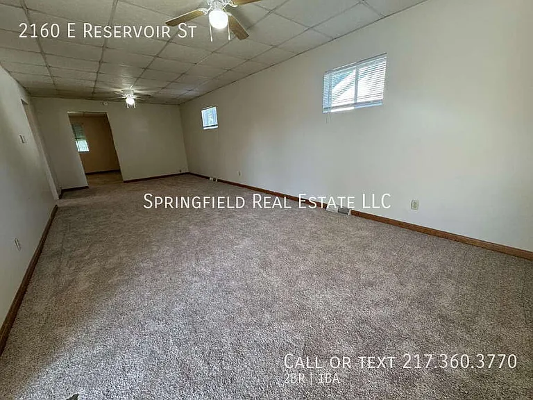 2160 E Reservoir St — Photo 3