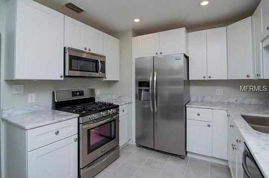 5th image of 3820 Burlington Ave N