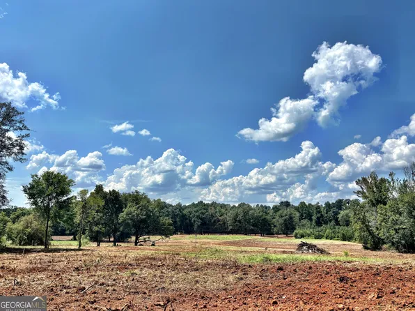 102 Yellow Creek Rd, Forsyth, GA 31029