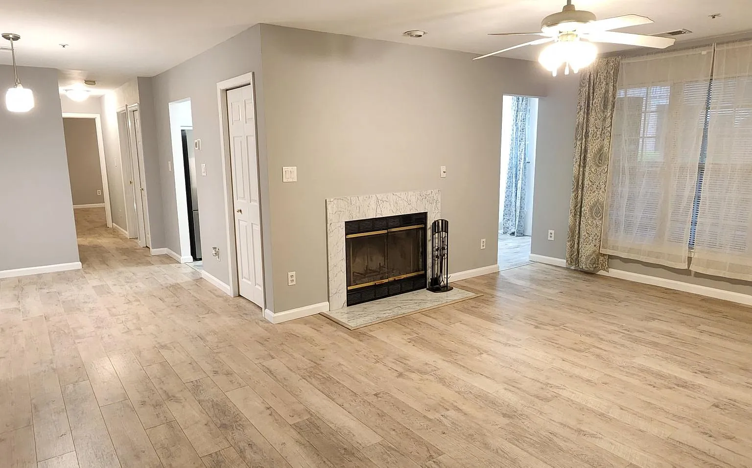 2 bed, 1134 sqft, $2,349 — Photo 2