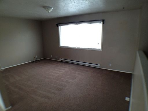 1st image of 13 Michelle Dr