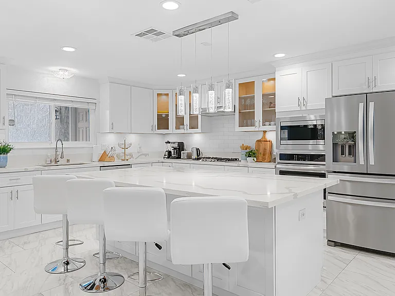 6051 Summerdale Dr — Photo 14