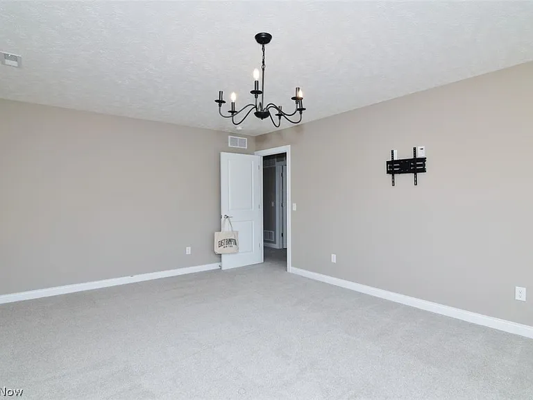 170 Larimar Dr — Photo 14