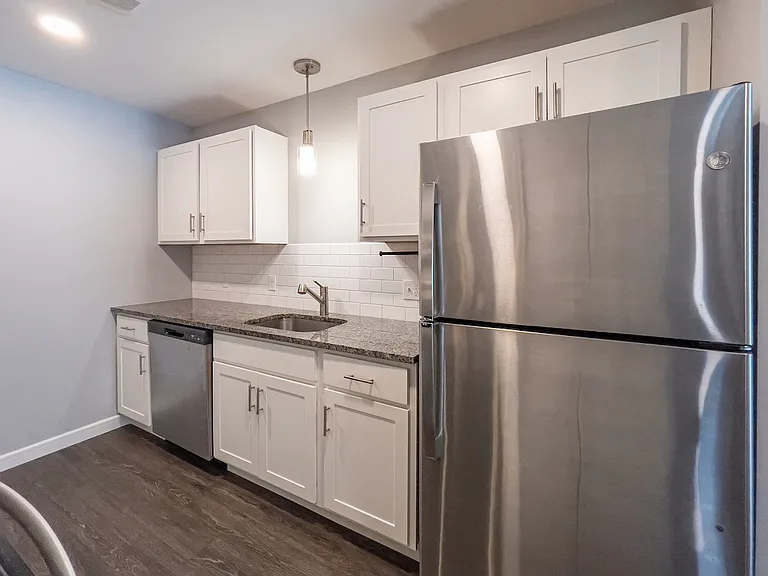 Westledge Apartments — Photo 62