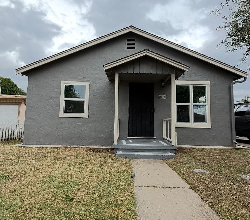 1st image of 1809 Idalou Ave