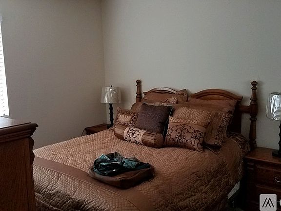2nd image of 3839 Mahogany St