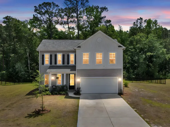 1132 Wading Point Blvd, Huger, SC 29450