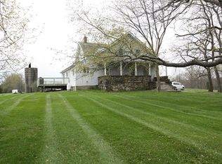 111 Sarah Wells Trl, Campbell Hall, NY 10916