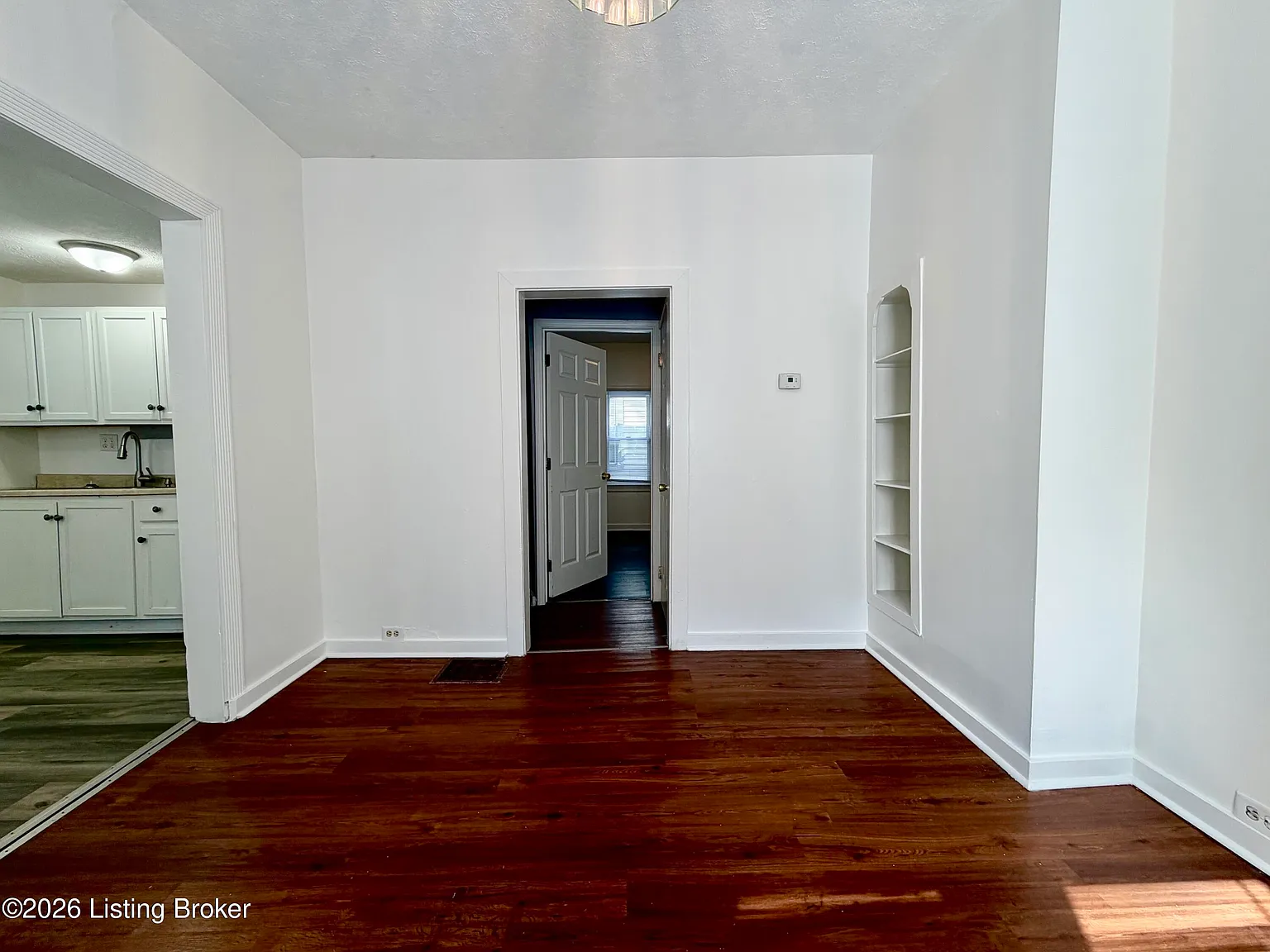 2 bed, 1.0 bath, 1024 sqft, $1,150 — Photo 4