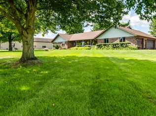 1370 N Park Rd, Coloma, MI 49038