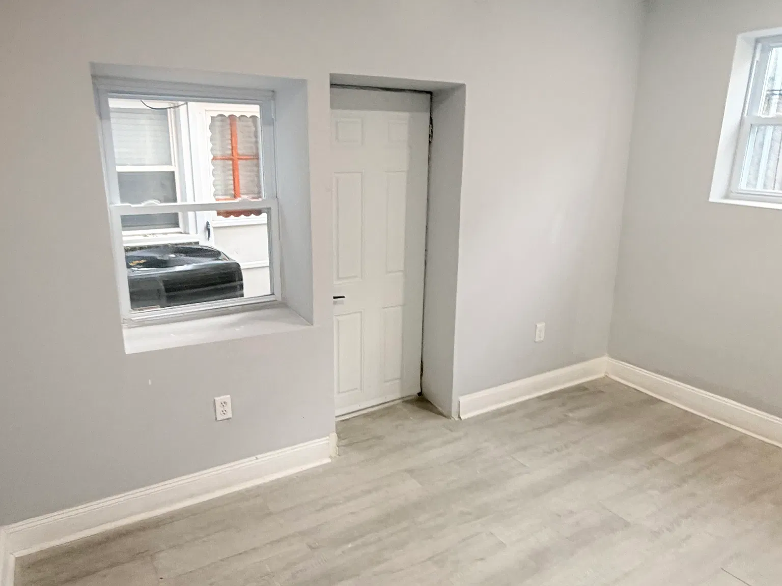 6407 Chelwynde Ave — Photo 4