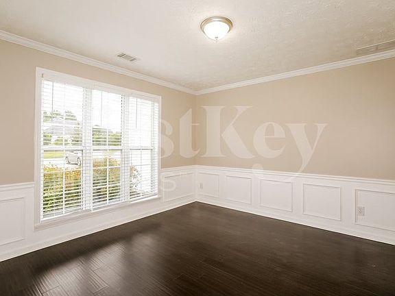 3rd image of 684 Weaver Falls Ct