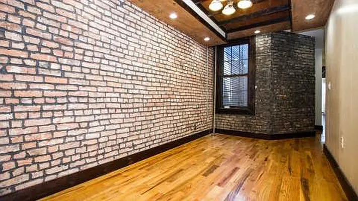 Rented by Nooklyn NYC LLC | media 25