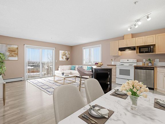 2nd image of 240 Spruce Ridge Rd #305