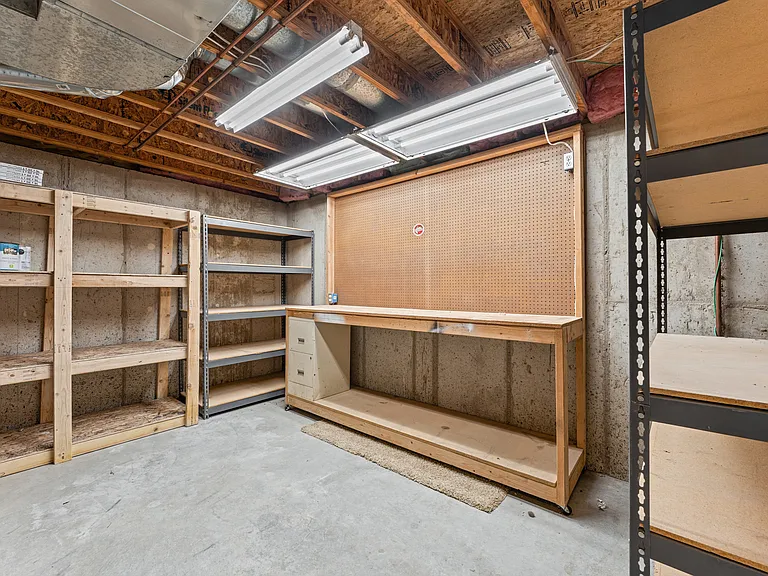 3 E Alfred Ave — Photo 35