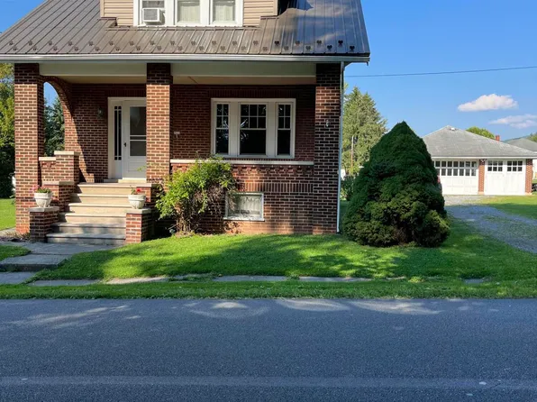 924 S 10th St, Altoona, PA 16602