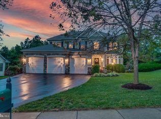 1829 Woods Edge Dr NE, Leesburg, VA 20176