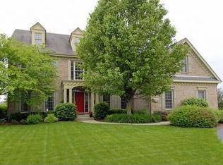 40W019 Lowell Pl, Campton Hills, IL 60175