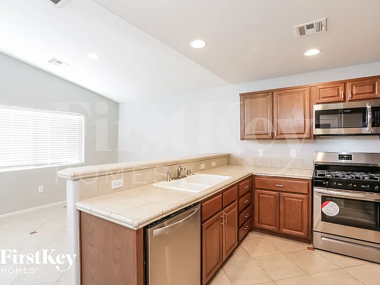 9271 Ansley Ct — Photo 6