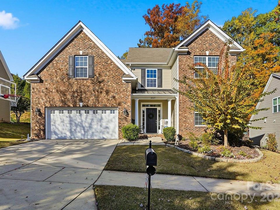 1st image of 4825 Samuel Pinckney Dr