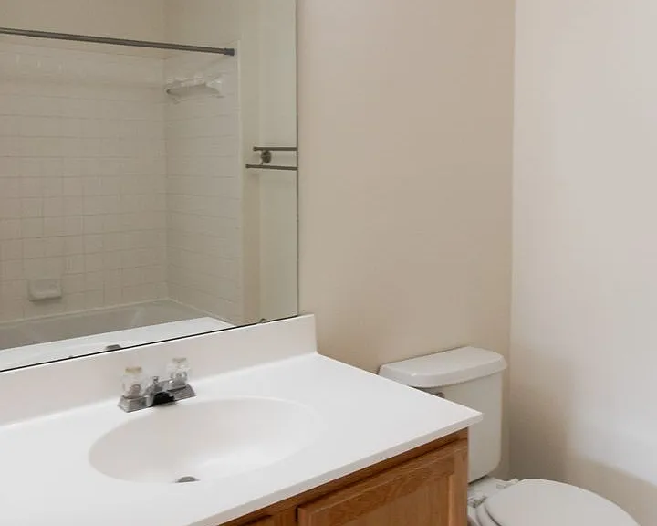 7505 Calderon Ct #J — Photo 20