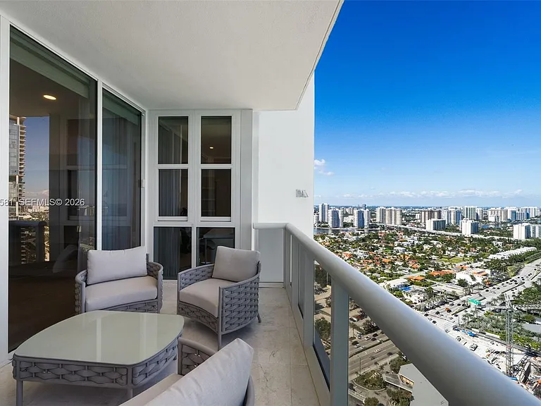 18201 Collins Ave #4606 — Photo 28