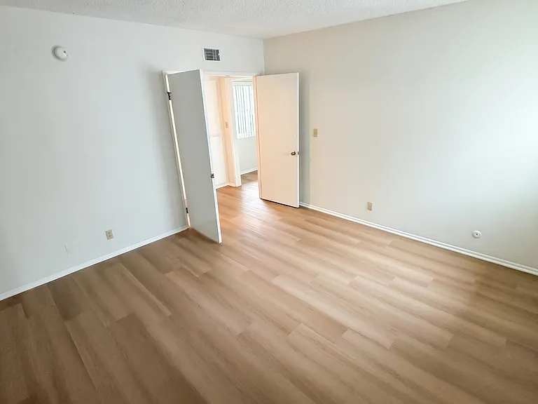 5358 Circle Dr #205 — Photo 7