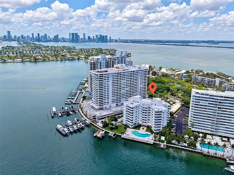 16 Island Ave #7C