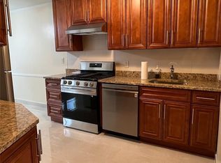 59-32 72nd St #3, Maspeth, NY 11378