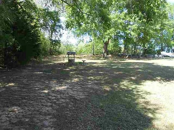 4th image of 209 Auburn Dr