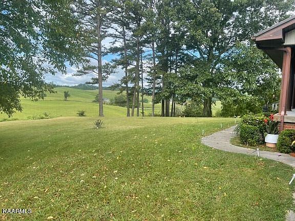 3rd image of 185 Keck Dr