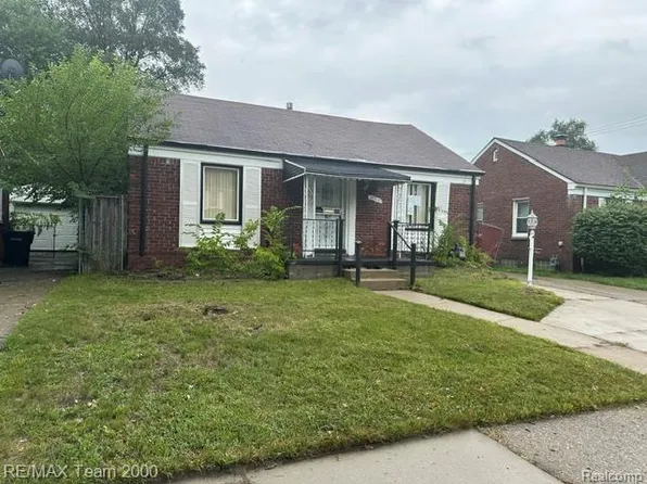 17312 Saint Marys St, Detroit, MI 48235