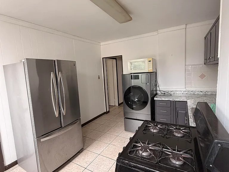 167 Garfield Ave #2 — Photo 8