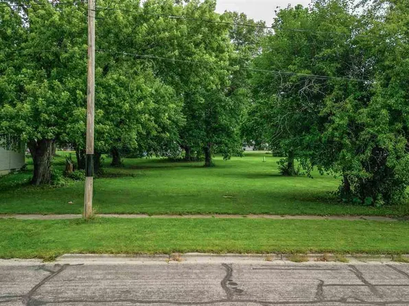 231 3rd Ave SW, Winnebago, MN 56098