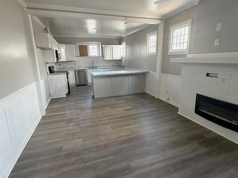 9024 Quincy St — Photo 2