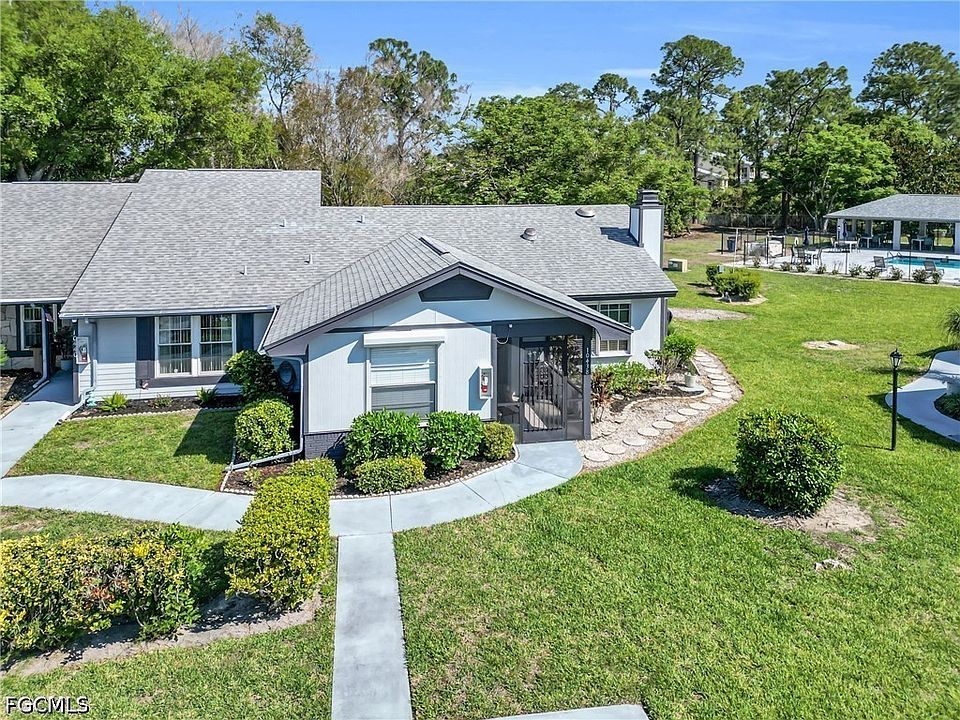 1st image of 10438 Lakeport Ct