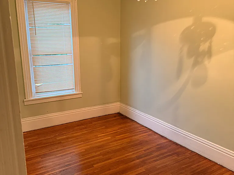 117 Plymouth Ave #2 — Photo 9